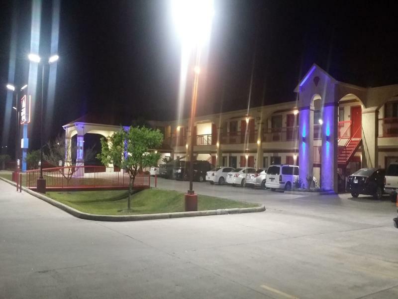 Americas Best Value Inn & Suites Northeast Houston Extérieur photo