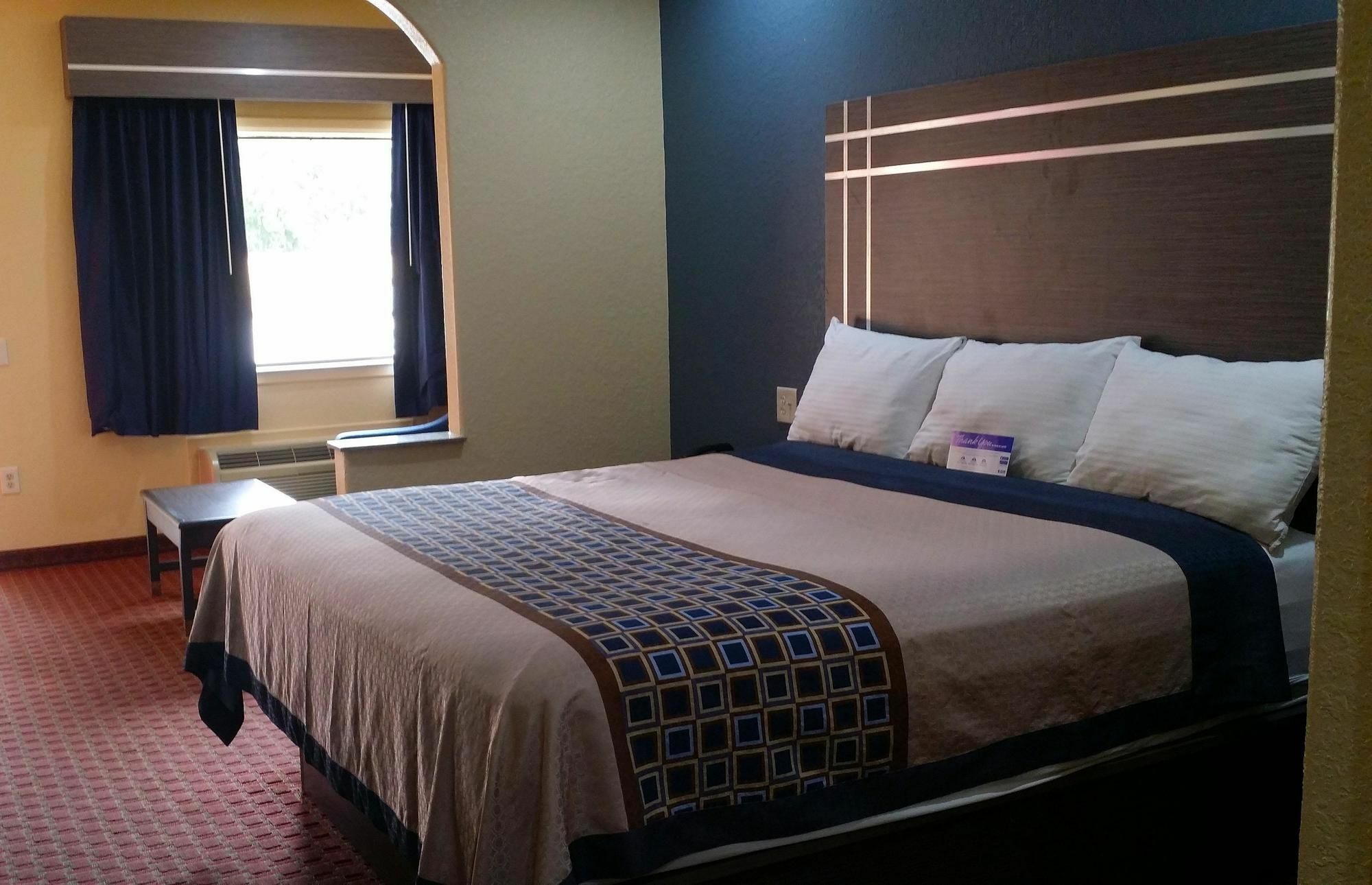 Americas Best Value Inn & Suites Northeast Houston Extérieur photo